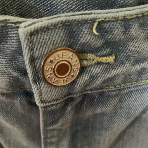 Light denim jeans - Picture 2 of 3